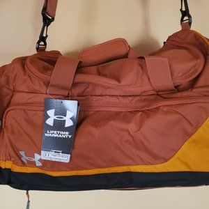 Rust/Orange Medium Duffle Bag
